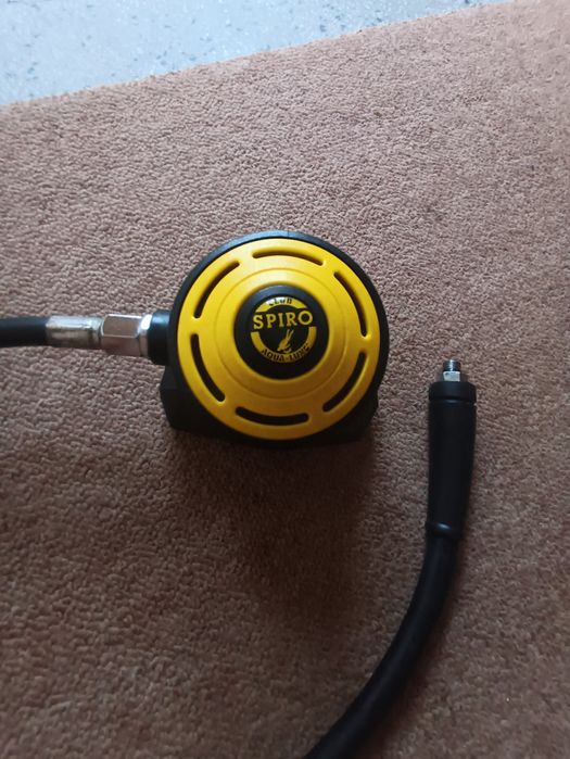 Водолазен регулатор