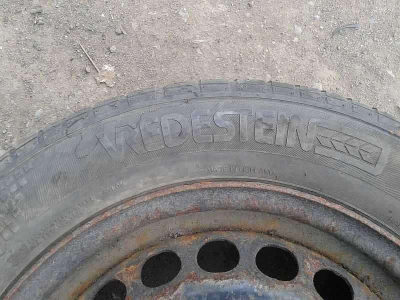 Продам ОДНУ шину 185/65 R15 - "Vredestein Quatrac 2" (Голландия).