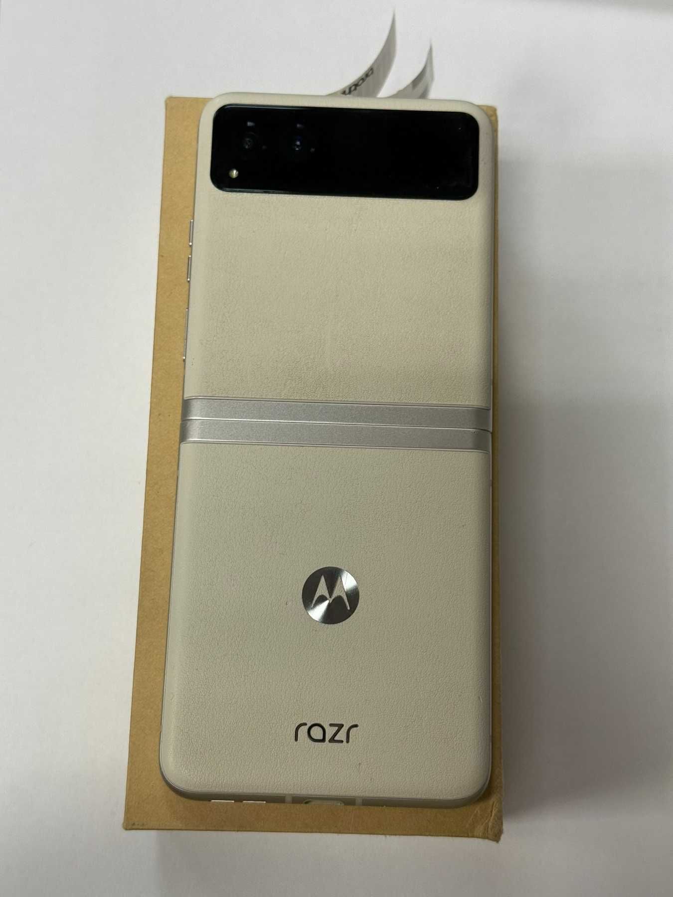 *** Топ Цена *** Motorola Razr 40
