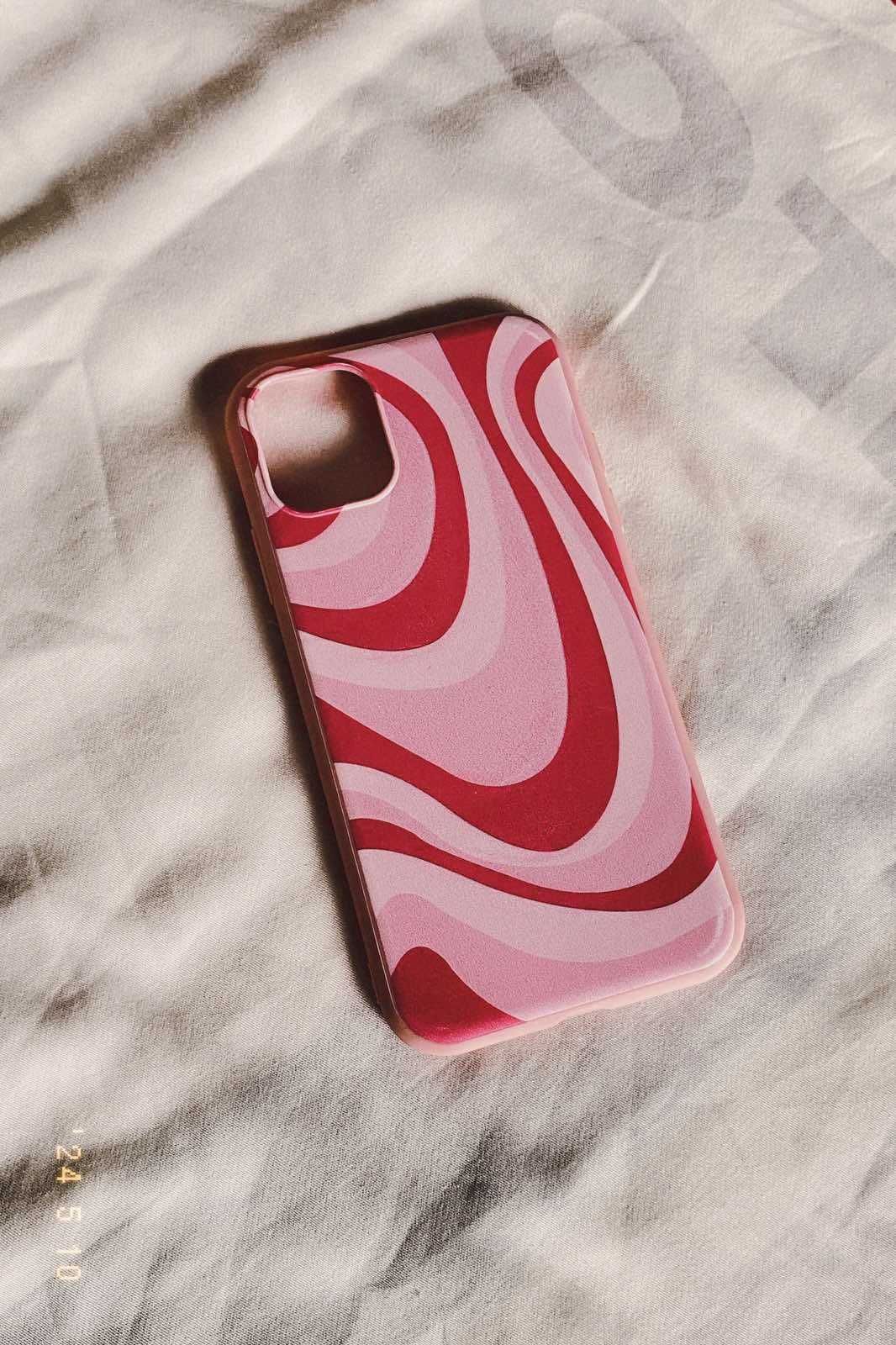 Калъфи за iPhone 11