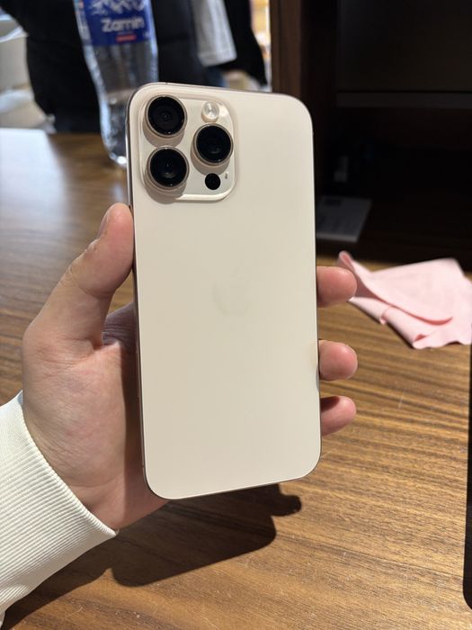 IPhone 16 Pro Max 512 GB Desert