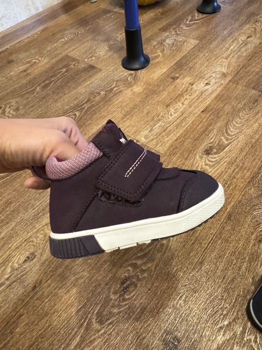 Детская обувь в хорошем состоянии