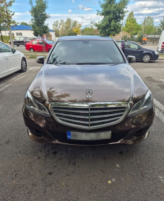 Mercedes-Benz E Primul proprietar, Stare foarte bună și toate actele sunt în regulă