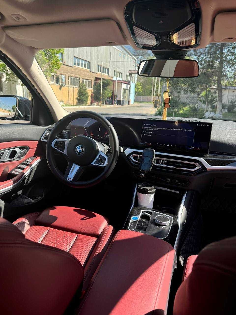 продам свой авто BMW i3 электромобиль
