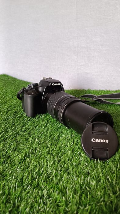 Продам фотоаппарат Canon Eos 1000D