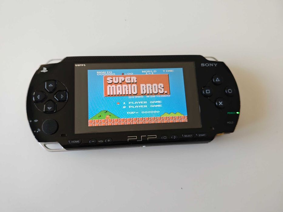 Sony PSP Playstation Portable - качени много игри