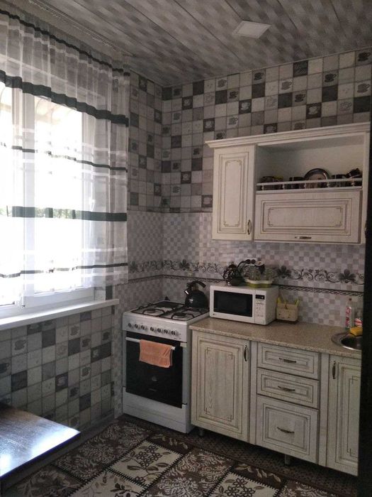 ~Чиланзар-7, 2/1/4, с ремонтом, мебелью и техникой~