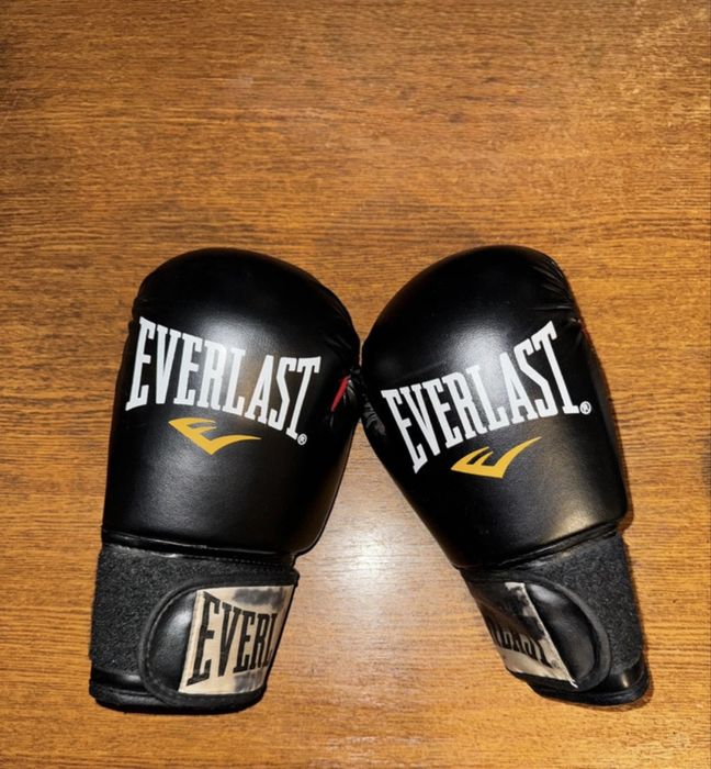 Manusi de box Everlast