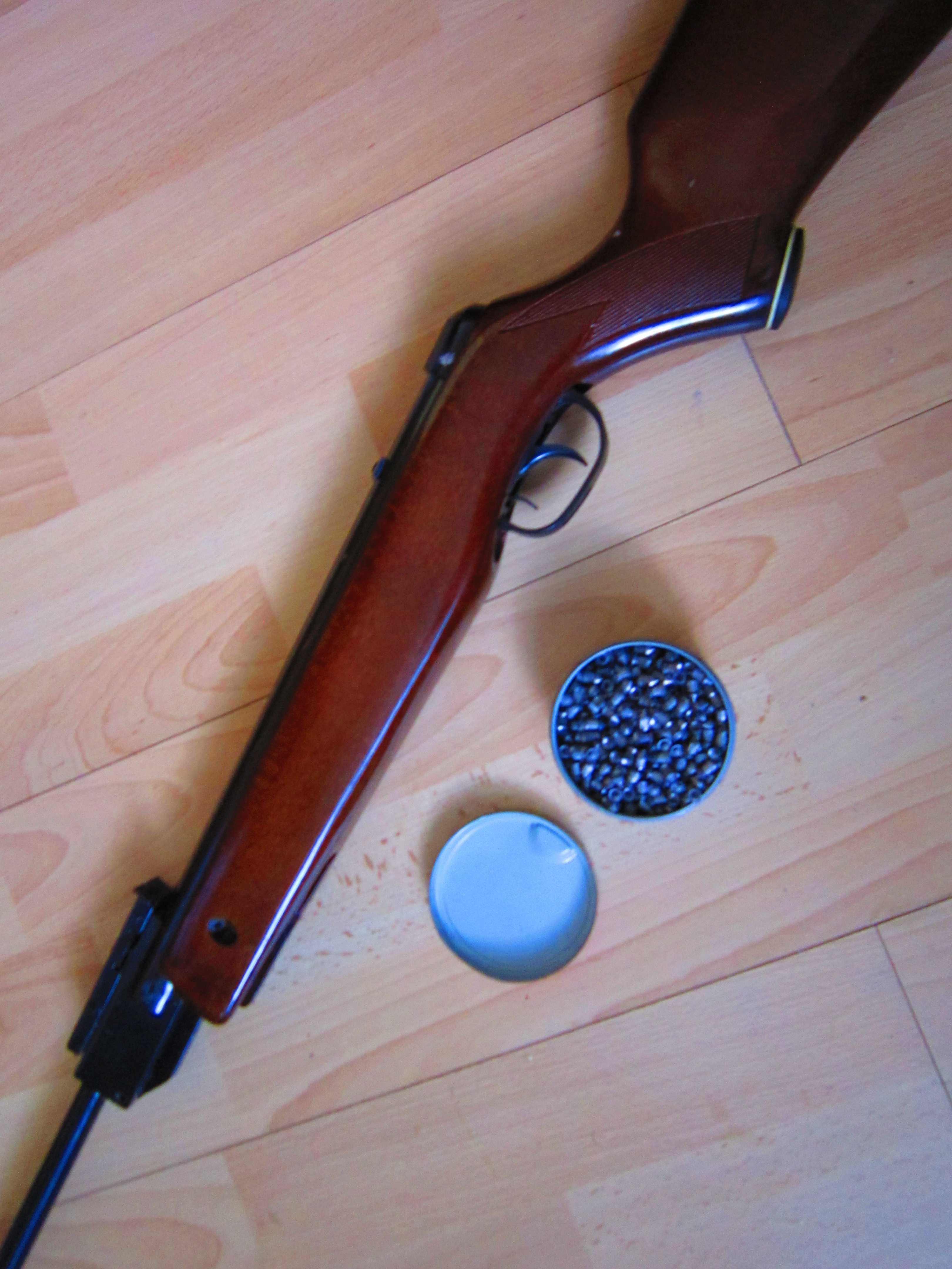Bъздушна Пушка MAGNUM 2000 калибър 5.5(.22) Испания