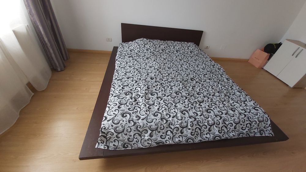 Pat dublu 180x200 din lemn masiv stejar cu saltea