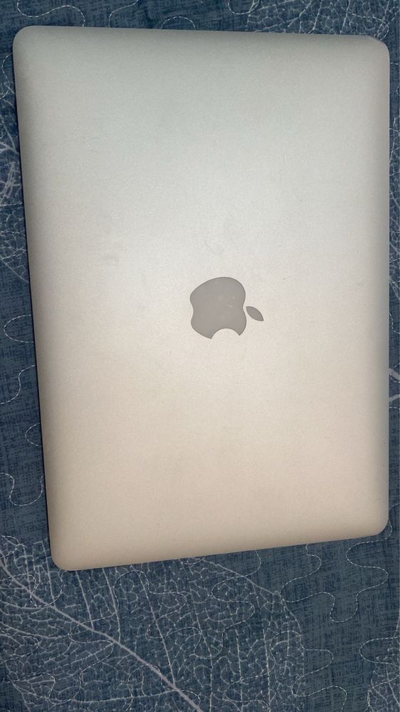 Продам macbook air13