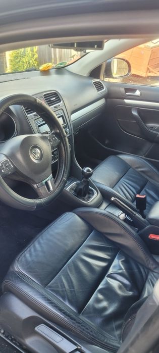 Vând golf 6 2.0 tdi 140 cai