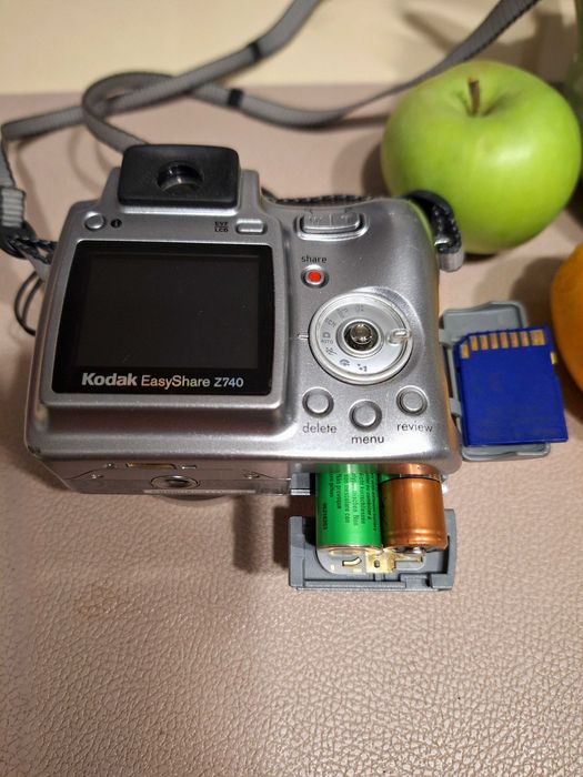Kodak EasyShare Z740 digital camera japan ceas data ora