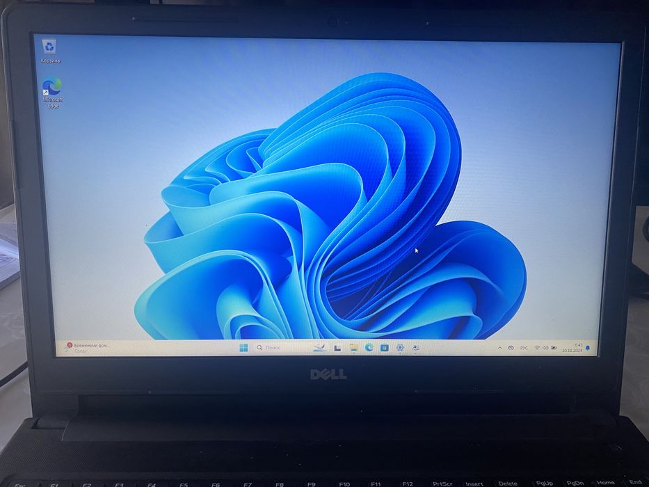 Ноутбук Dell inspiron 15, i5-7200, 8gb Озу, 240 gb SSD