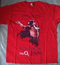 2 tricouri + 1 steag cu Michael Jackson