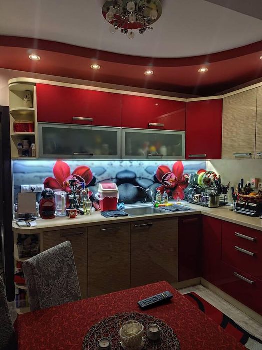 Продава се Тристаен апартамент в Бургас, Изгрев - 99 кв.м за 2303 €/кв.м - Снимка #3