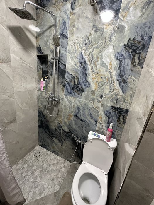 Продам квартиру юнусабад 14 квартал 1/1/4 переделенная в 2-х