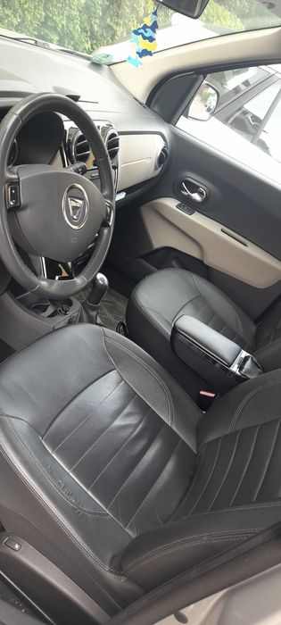 Dacia Lodgy  masina de familie fara investiti