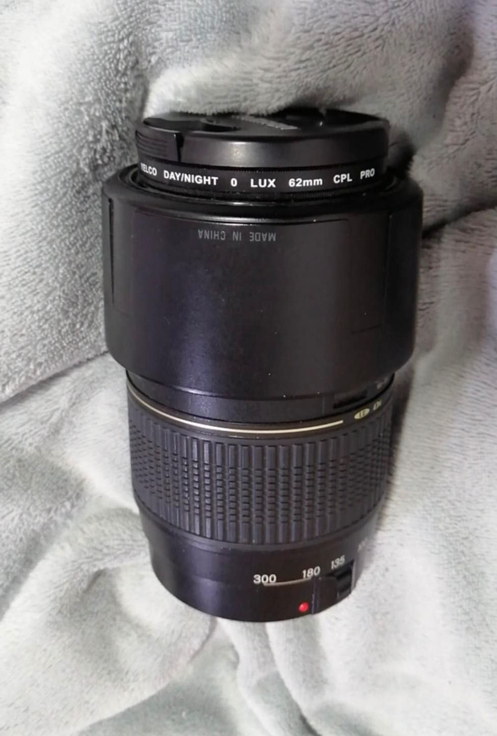 TAMRON 70-300mm F/4-5.6 Di Tele-Macro (1:2) за  Canon