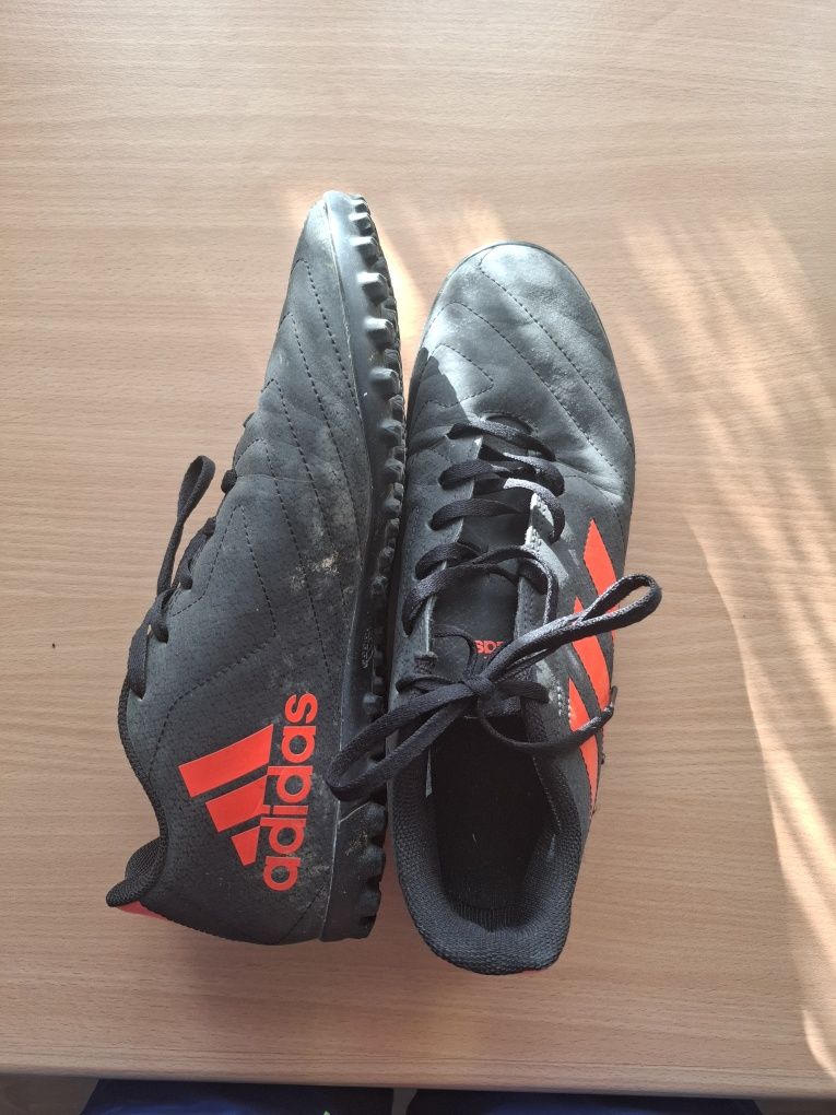 Adidas X pentru sintetic 44 O SINGURA PURTARE