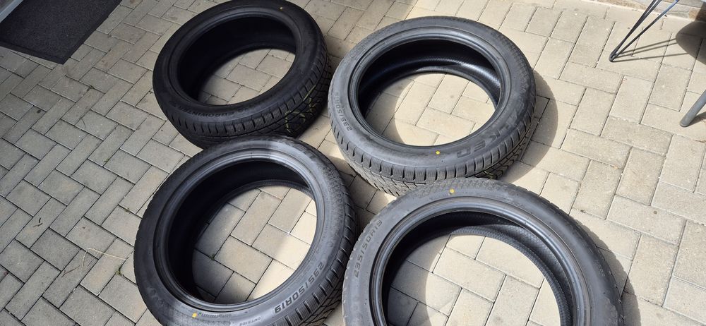 Oferta - Cauciucuri iarna Falken Eurowinter HS02PRO 235/50 R19