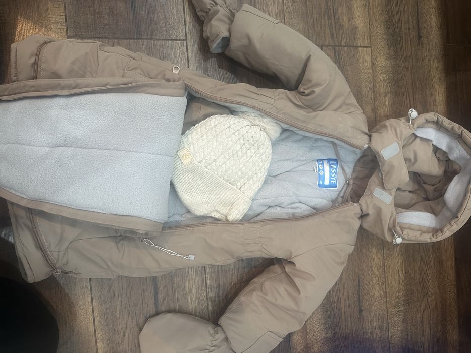 Продам детские комбинизонв