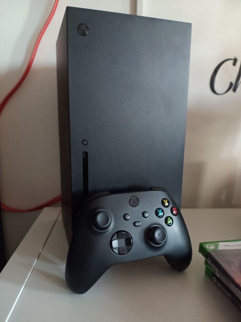 Xbox series x cu 2 jocuri