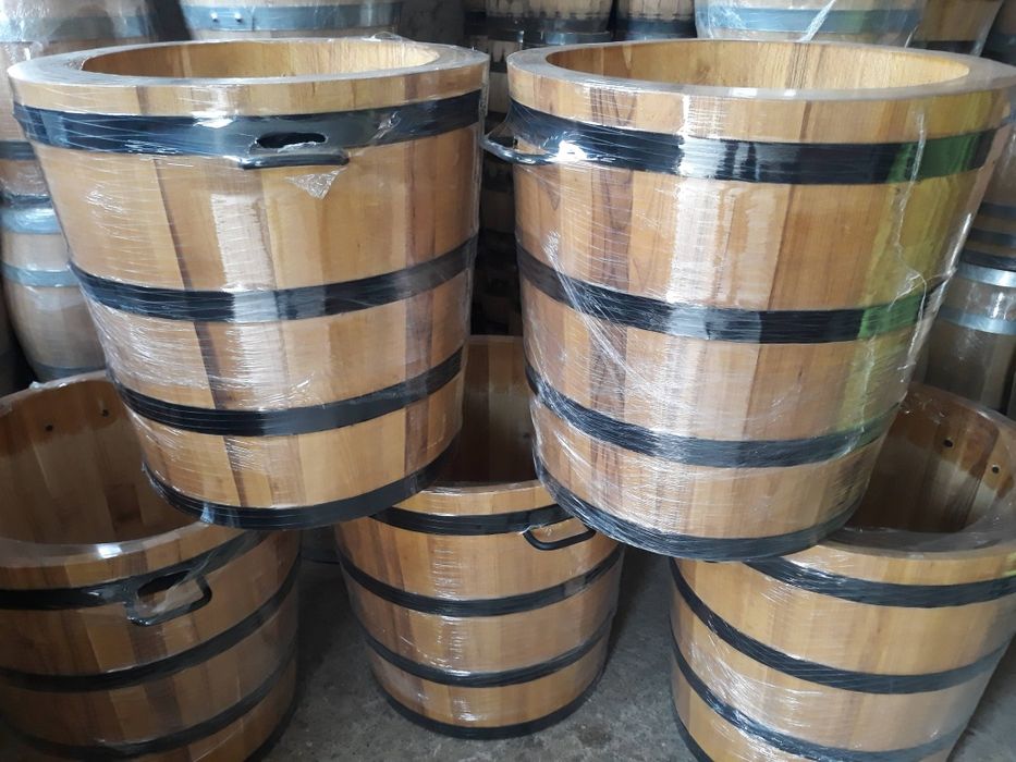 Дървени саксий по ваш избор