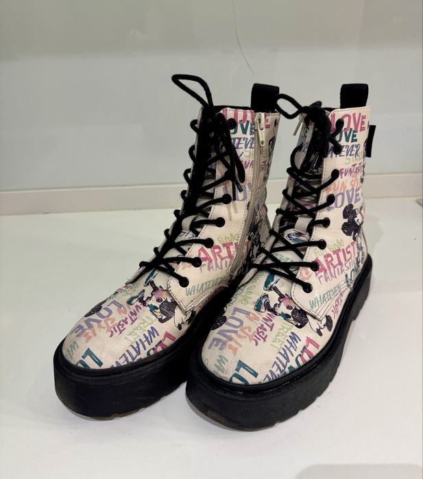 Кубинки и чантичка за момиче ZARA