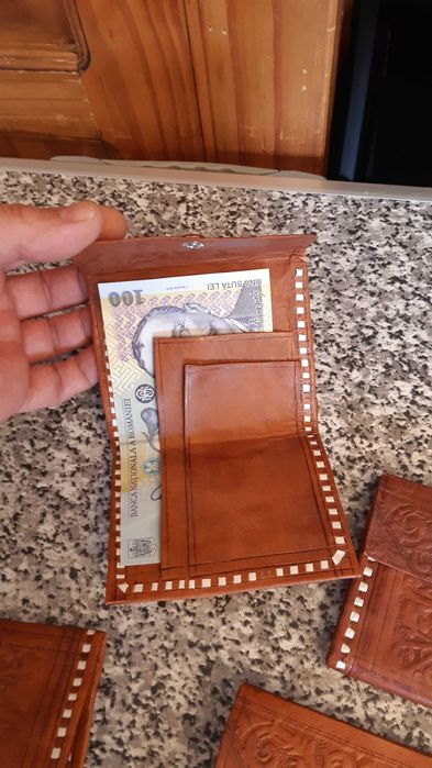 Portofele piele naturala vintage, noi,nefolosite