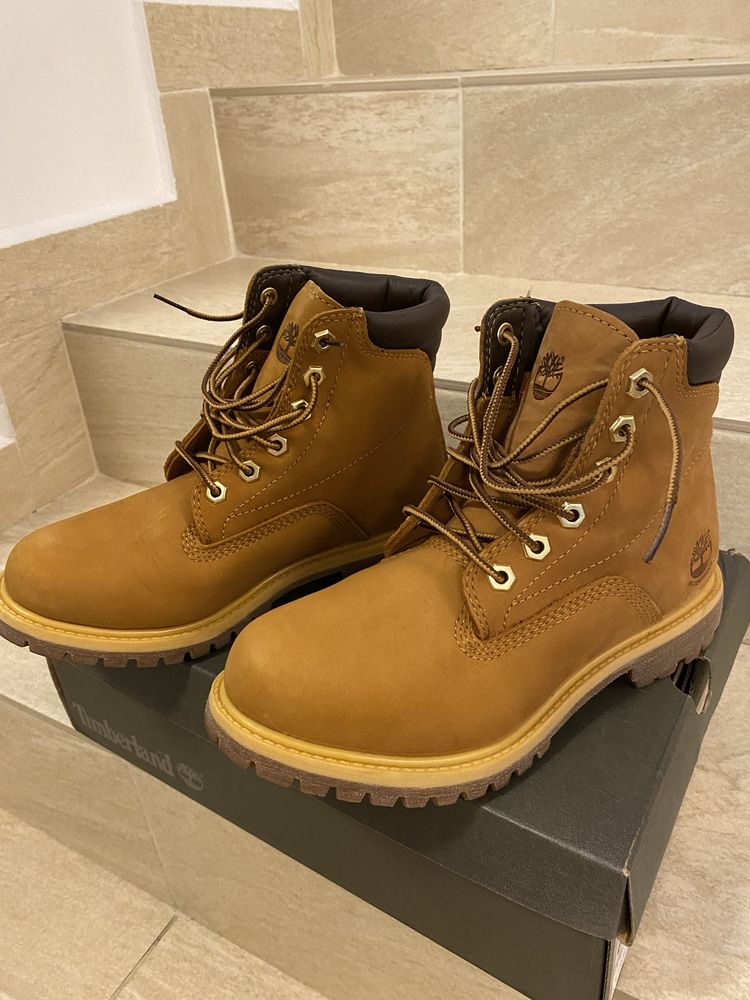 Bocanci Timberland noi