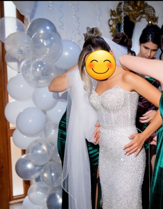 Vând rochie de mireasă