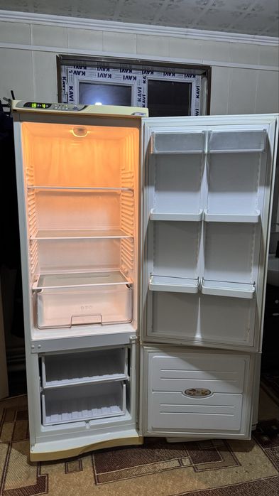 Холодильник техника