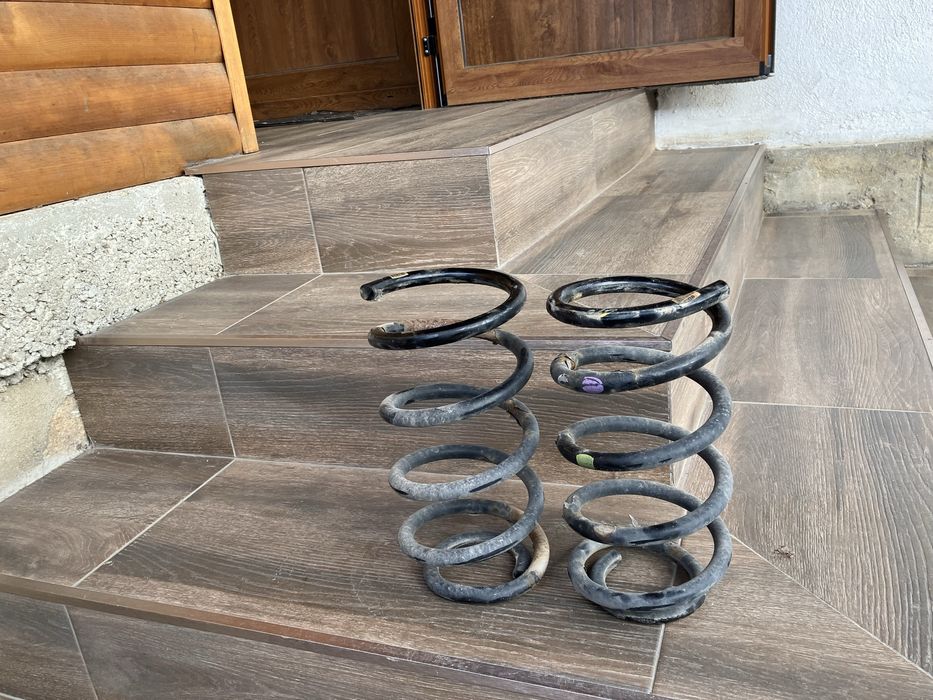 Задни пружини за хюндаи сантафе 2