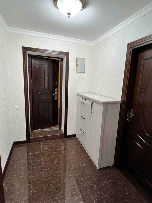 Аренда 2/4/4 Цум М.Космонавты Сдаётся квартира от собстаенника