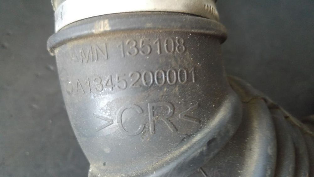 Furtun admisie aer mitsubishi colt 1.1 b 134910 a1345200001