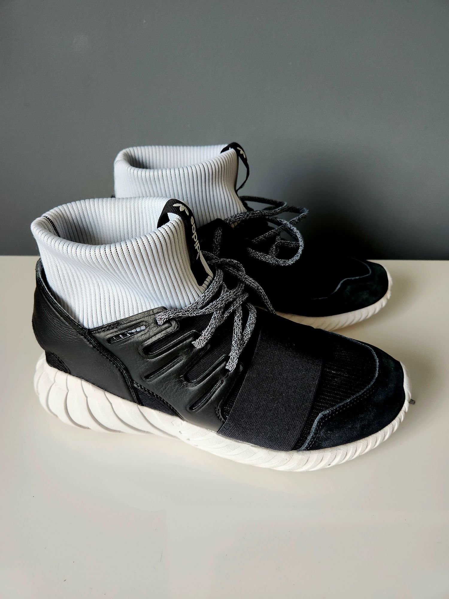 Adidas Tubular Doom, 42