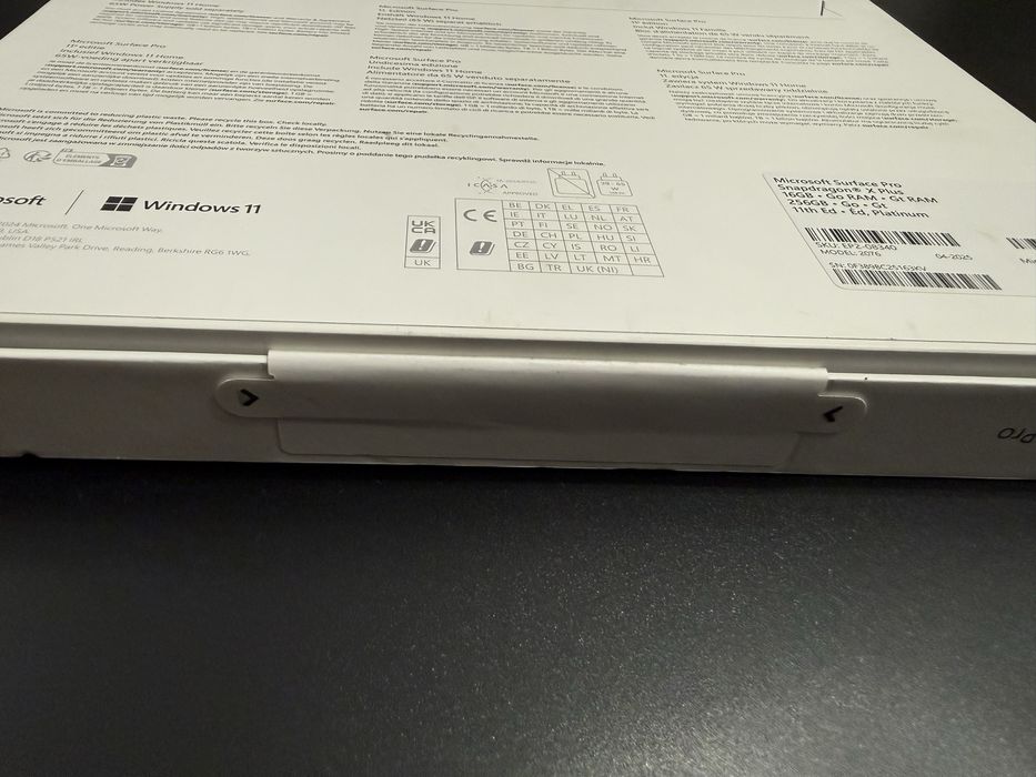 Laptop Microsoft Surface Pro 11 ,Snapdragon X, 16Gb , sigilat !