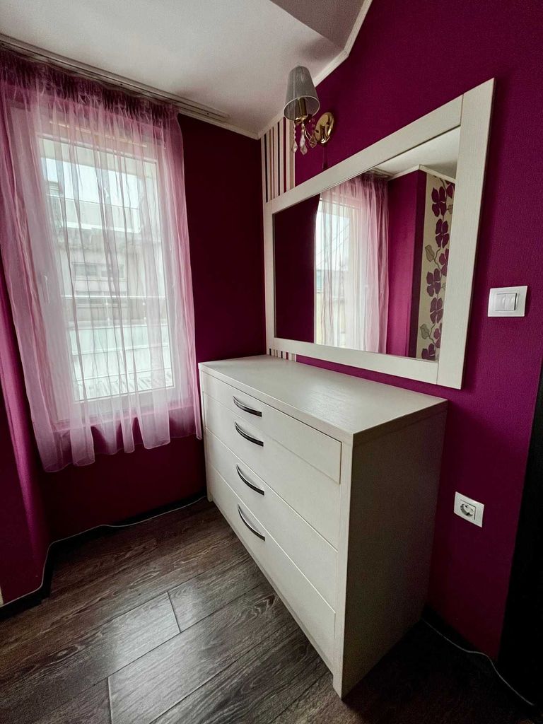 Дава се под наем Двустаен апартамент в Бургас, Изгрев - 62 кв.м за 408 € - Снимка #10