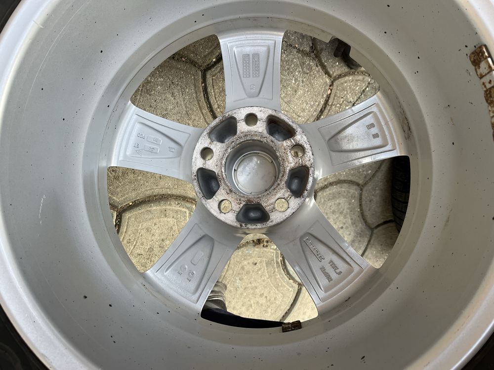 Jante 5x112mm anvelope 215/55 R17 VW, Audi, Seat, Skoda Mercedes