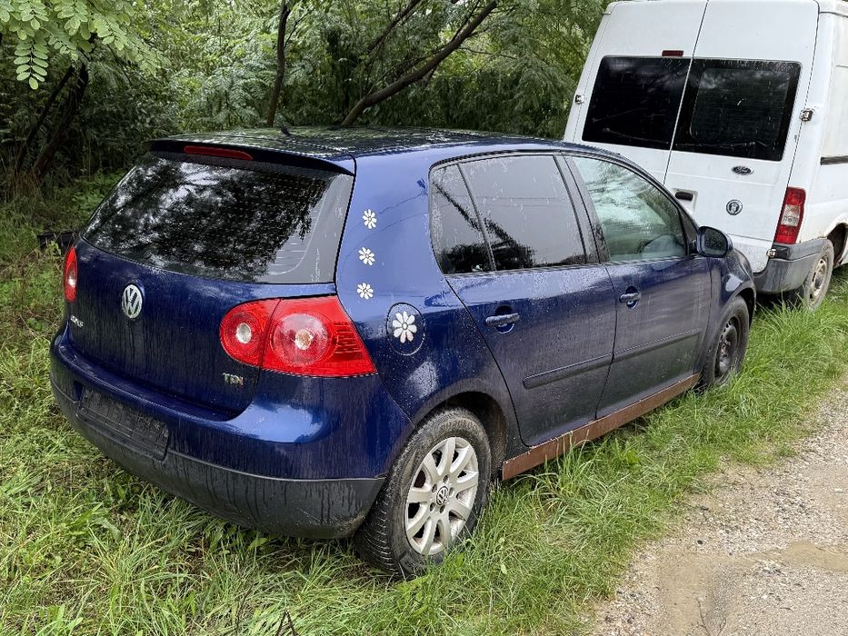 Volkswagen Golf 5 1.9Diesel fara acte