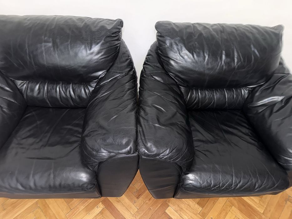 Set canapea + 2 fotolii din piele naturala neagra