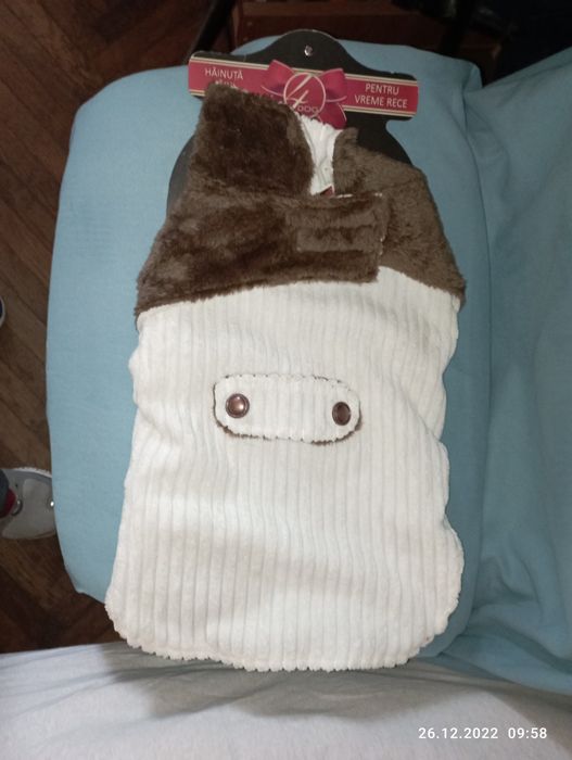 Haină câine nouă de velur 40 cm