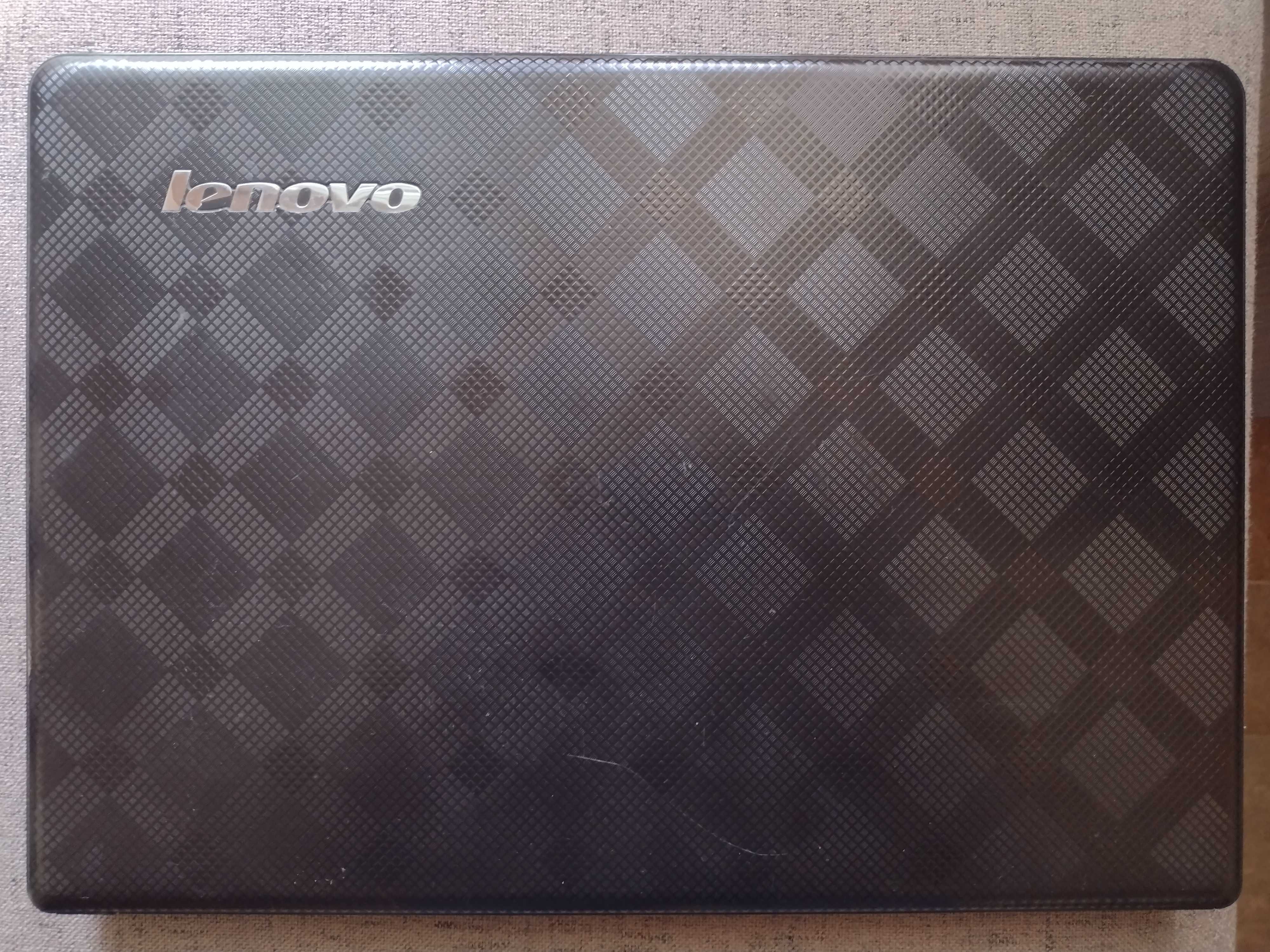 Лаптоп Lenovo Ideapad U450