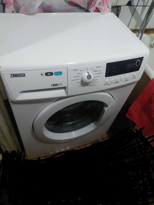 ZANUSSI 6kg автомат стиралка кирмошина 600 000 сўм. уста кўрмаган