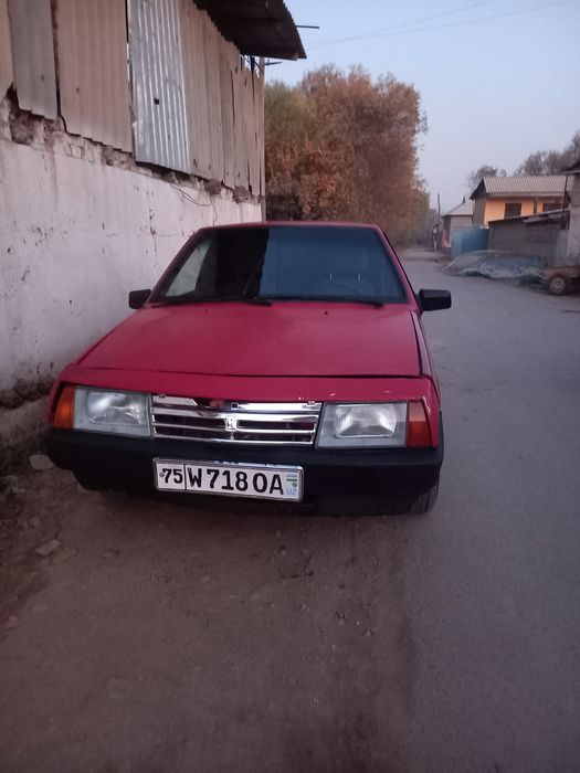 Vazlada 2109 yili-1988 xolati yahshi haydashga tayyor qilb qoyilgan