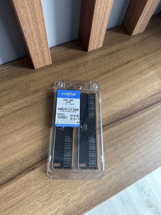 Memorii Crucial 128GB KIT DDR5 - Noi - Sigilate