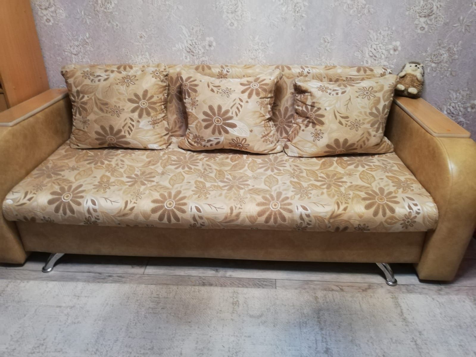 Продам диван и кресло-кровать