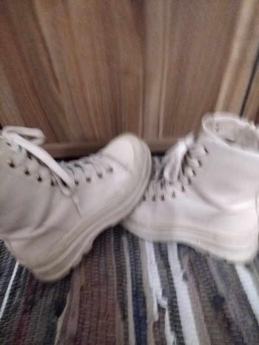 Дамски боти ежедневни