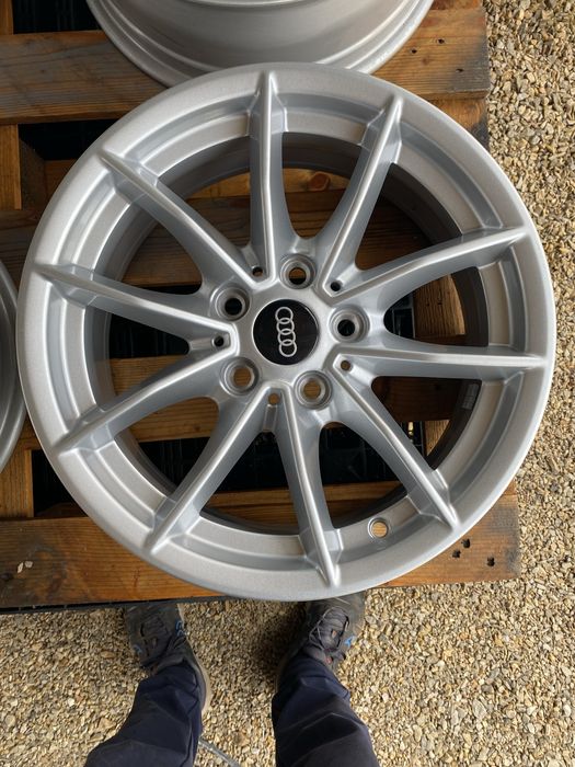 16 цола 5 х 112 мм Мерцедес , Ауди , Фоллсваген , Шкода , Сеат